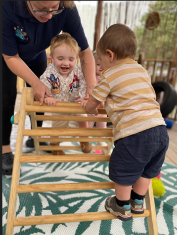 Infants Climbing